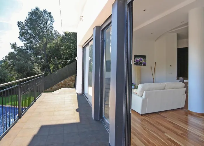 Holiday home In With Kitchen